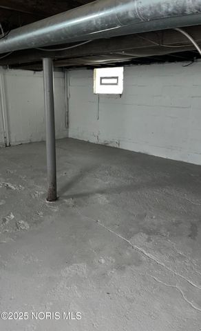 1815 Berdan Avenue, Toledo, OH 43613