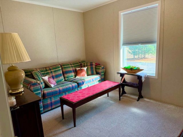 219 Daisy Lane, Saranac Lake, NY 12983