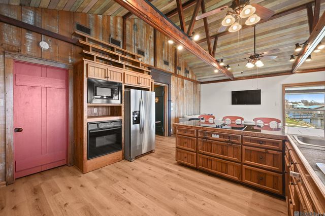 7928 False River Rd, Oscar, LA 70762