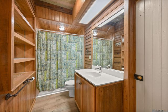 7928 False River Rd, Oscar, LA 70762
