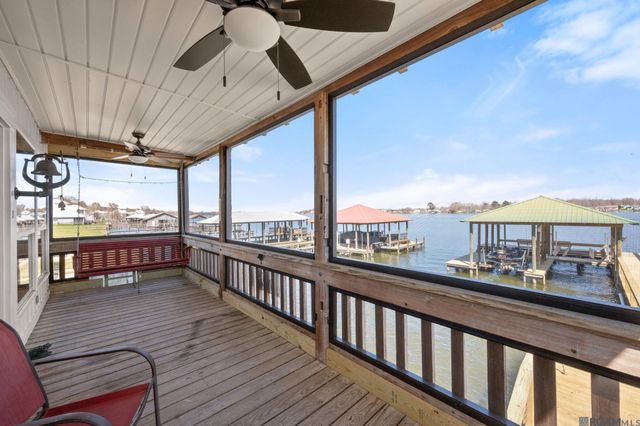 7928 False River Rd, Oscar, LA 70762