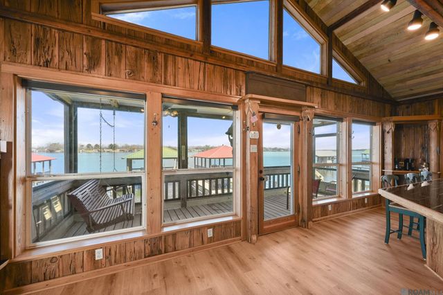 7928 False River Rd, Oscar, LA 70762