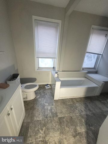 4281 LEIDY AVE, Philadelphia, PA 19104