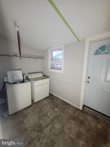 4281 LEIDY AVE, Philadelphia, PA 19104