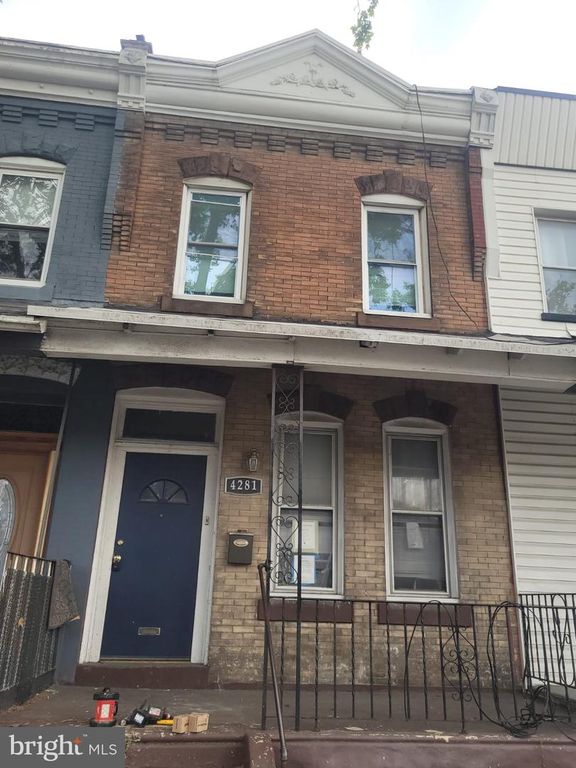 4281 LEIDY AVE, Philadelphia, PA 19104