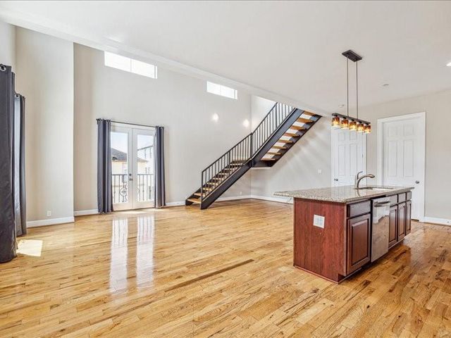 314 W Bell Street, Houston, TX 77019