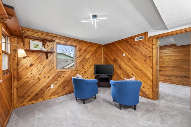 4636 42nd Avenue S, Minneapolis, MN 55406