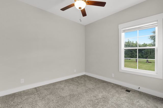 155 Julia Ann Ct, Springfield, TN 37172