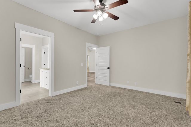 155 Julia Ann Ct, Springfield, TN 37172