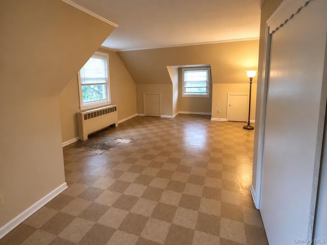 29 Emerson Court, Westbury, NY 11590