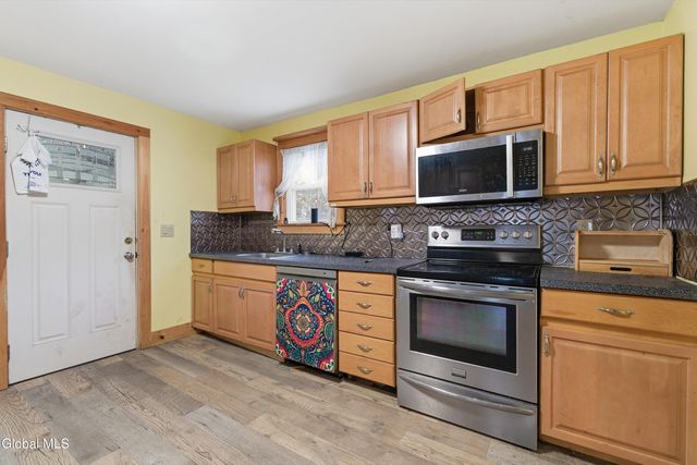 55 Pine Street, Granville, NY 12832