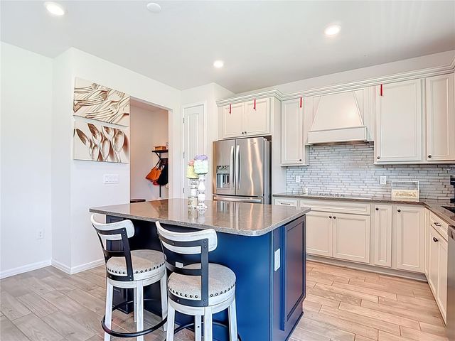 6136 BRADFORD WOODS DRIVE, Zephyrhills, FL 33542