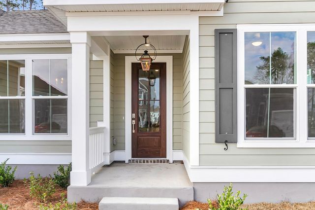 1033 Tributary Boulevard, Hollywood, SC 29449