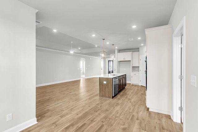 1033 Tributary Boulevard, Hollywood, SC 29449