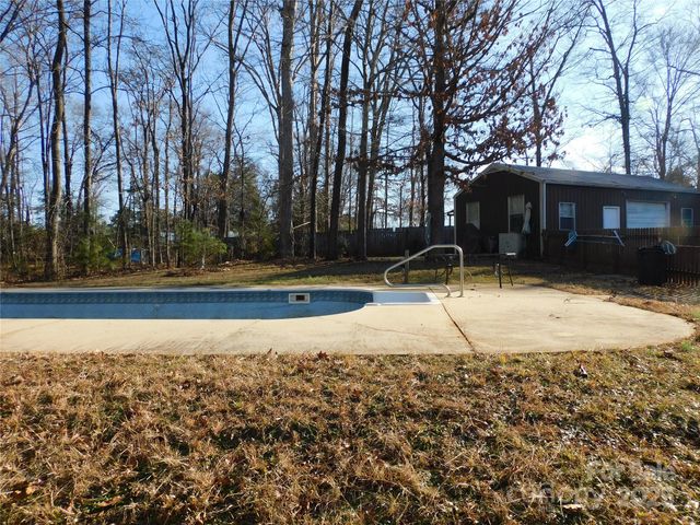 1204 Limerick Lane, York, SC 29745