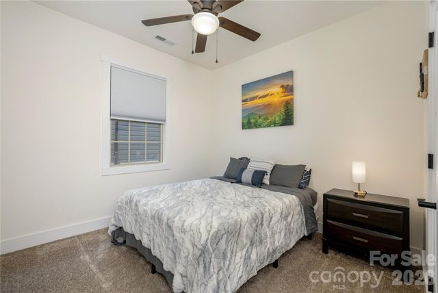 289 Cardwell Lane, Fletcher, NC 28732