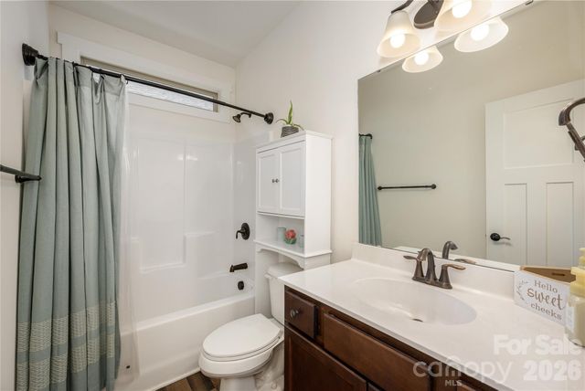 289 Cardwell Lane, Fletcher, NC 28732