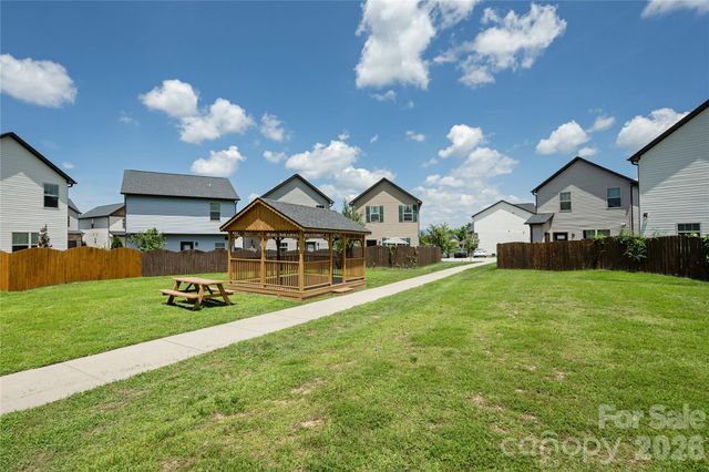 289 Cardwell Lane, Fletcher, NC 28732