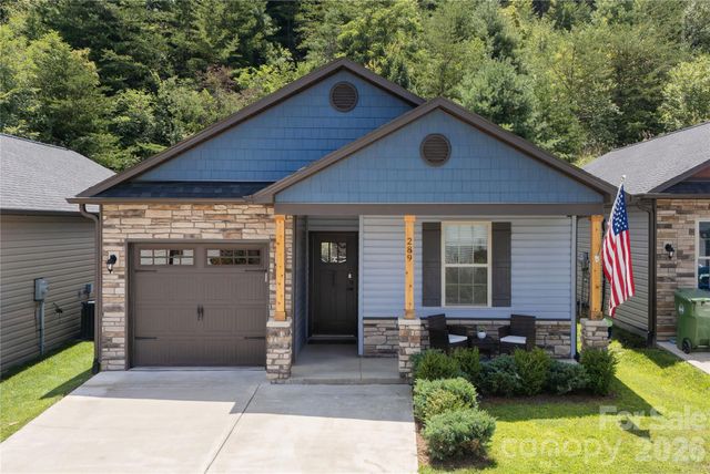 289 Cardwell Lane, Fletcher, NC 28732
