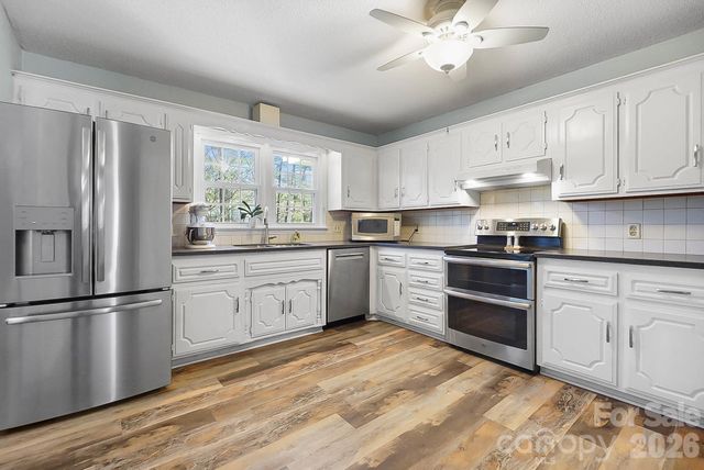 1577 Woodcroft Drive, Fort Mill, SC 29708