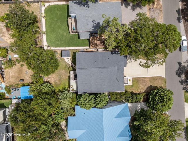 225 NE 37th Street, Oak Island, NC 28465
