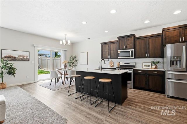 2305 E Danzee Drive, Boise, ID 83716