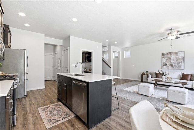 2305 E Danzee Drive, Boise, ID 83716