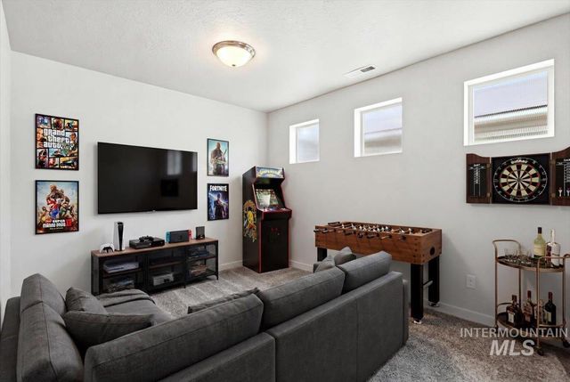 2305 E Danzee Drive, Boise, ID 83716