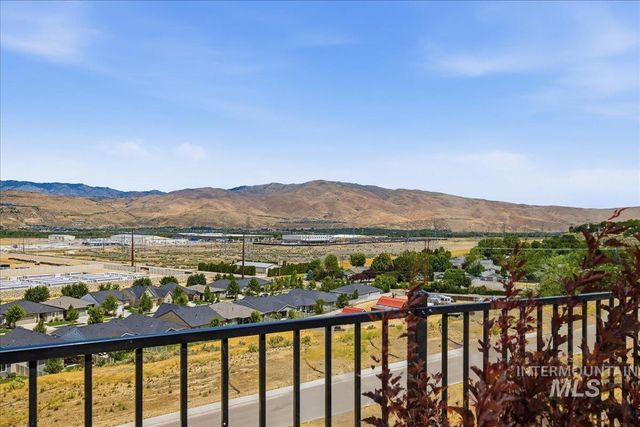 2305 E Danzee Drive, Boise, ID 83716