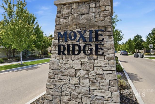 2305 E Danzee Drive, Boise, ID 83716
