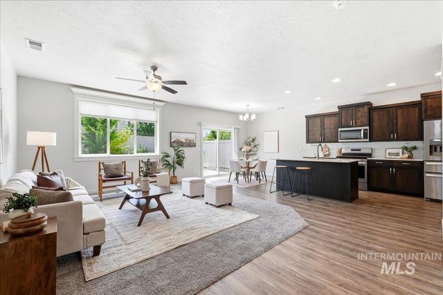 2305 E Danzee Drive, Boise, ID 83716