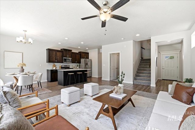 2305 E Danzee Drive, Boise, ID 83716