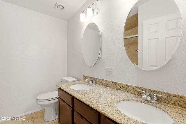 2161 S Flying Q Lane, Tucson, AZ 85713