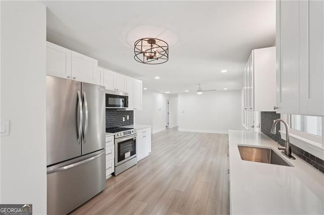 507 Castleaire Drive, Stone Mountain, GA 30087