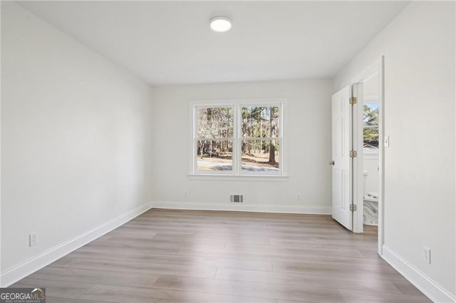 507 Castleaire Drive, Stone Mountain, GA 30087