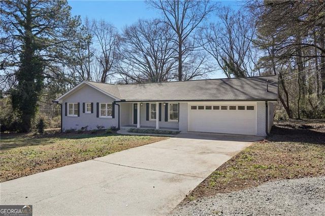 507 Castleaire Drive, Stone Mountain, GA 30087