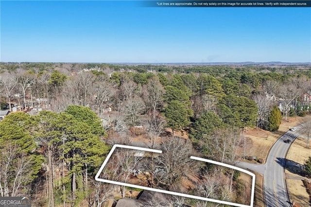 507 Castleaire Drive, Stone Mountain, GA 30087