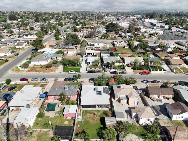 1318 Vale, Bakersfield, CA 93306