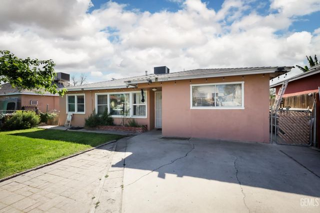 1318 Vale, Bakersfield, CA 93306