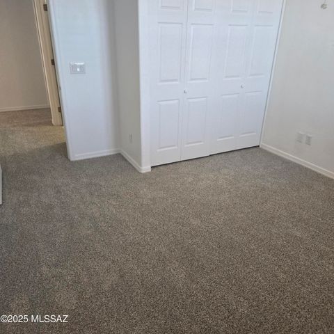 2909 S Full Moon Drive, Tucson, AZ 85713