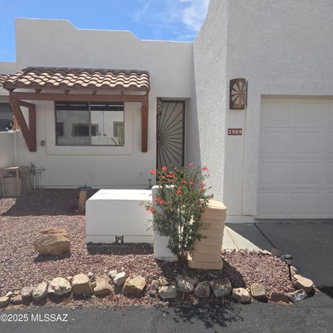 2909 S Full Moon Drive, Tucson, AZ 85713