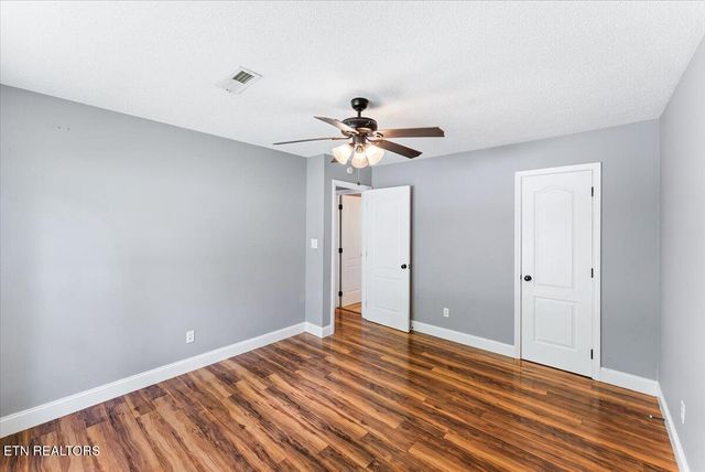 1804 Longcress Drive, Knoxville, TN 37918