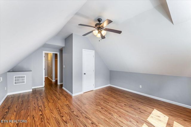 1804 Longcress Drive, Knoxville, TN 37918