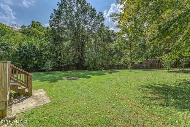 1804 Longcress Drive, Knoxville, TN 37918