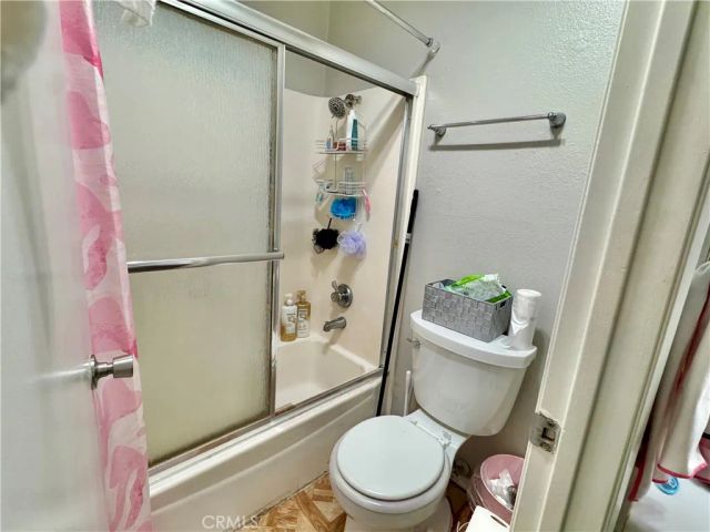 2266 Denair, Highland, CA 92346
