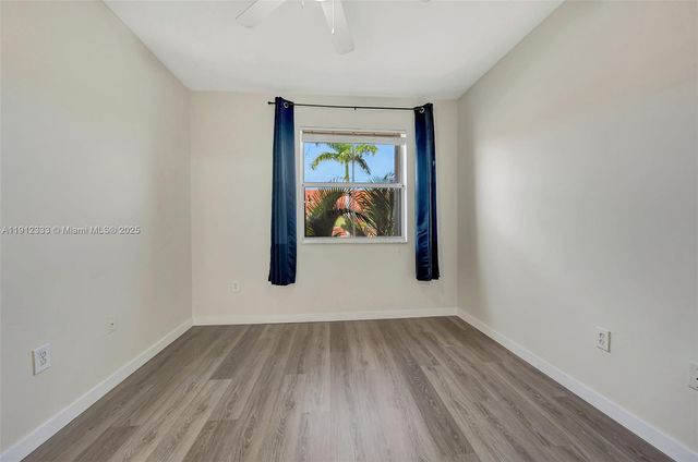 6141 NW 115th Pl 352, Doral, FL 33178