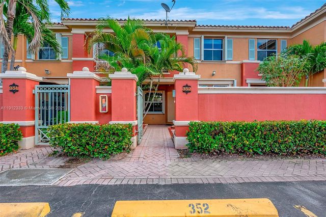 6141 NW 115th Pl 352, Doral, FL 33178