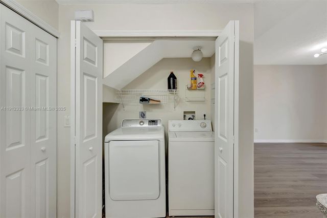 6141 NW 115th Pl 352, Doral, FL 33178