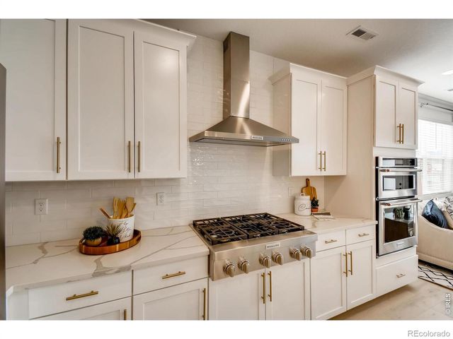 2841 Bear Springs Circle, Longmont, CO 80503