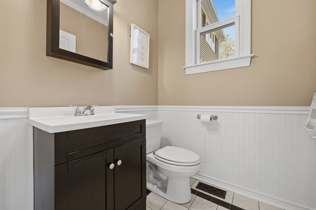 53 Fitzgerald Road, Charlton, MA 01507